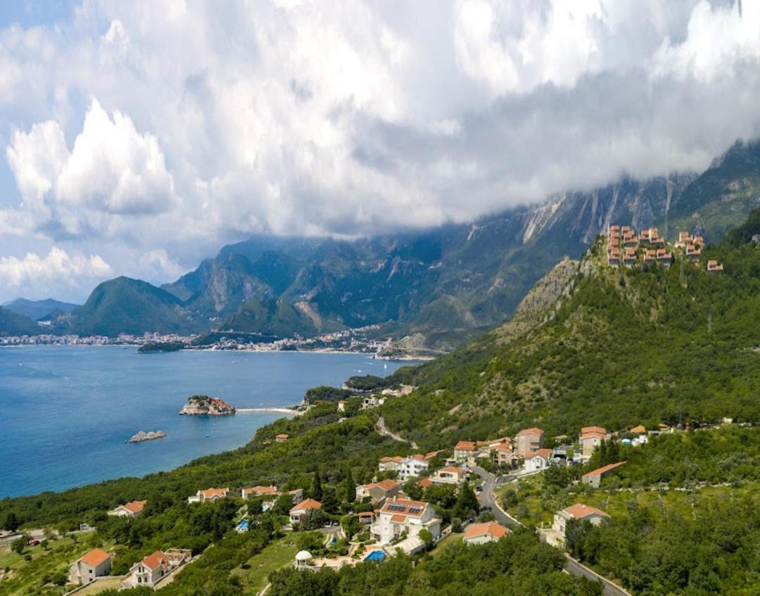 Apartments Dragisic Sveti Stefan Exterior photo