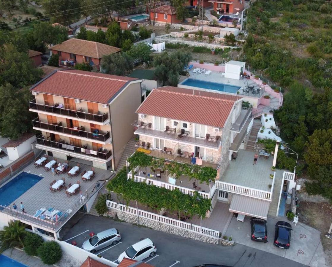Apartments Dragisic Sveti Stefan Exterior photo