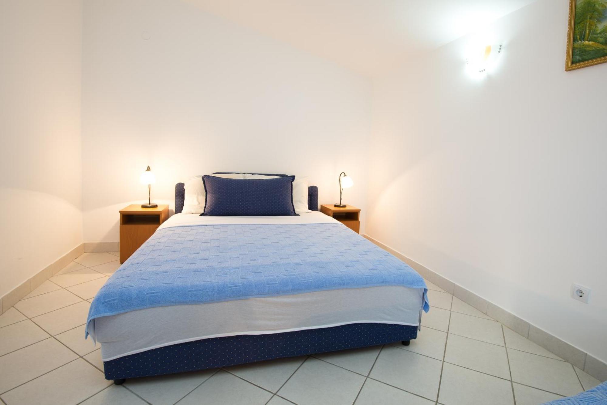 Apartments Dragisic Sveti Stefan Room photo