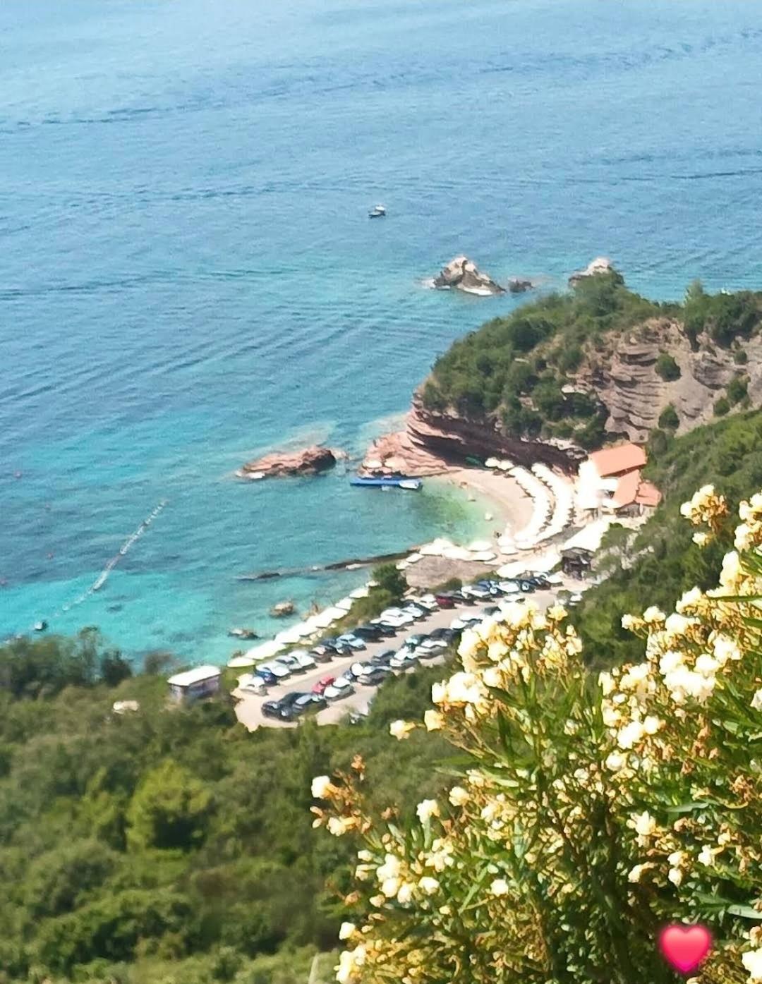 Apartments Dragisic Sveti Stefan Exterior photo